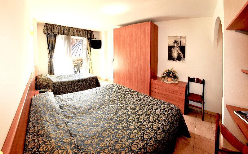 Hotel Alpen Andalo Zewnętrze zdjęcie