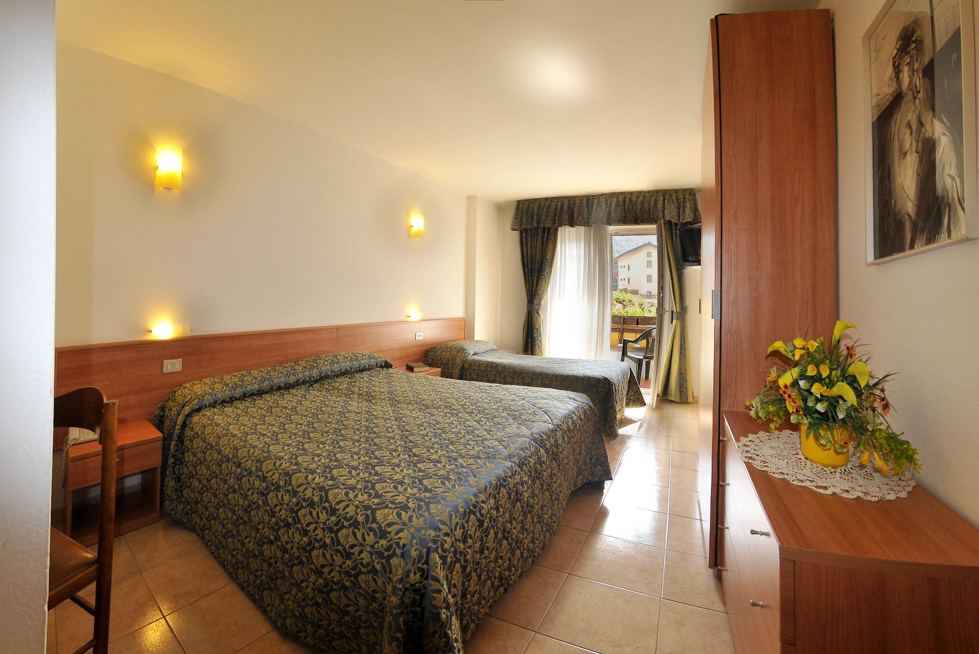 Hotel Alpen Andalo Zewnętrze zdjęcie