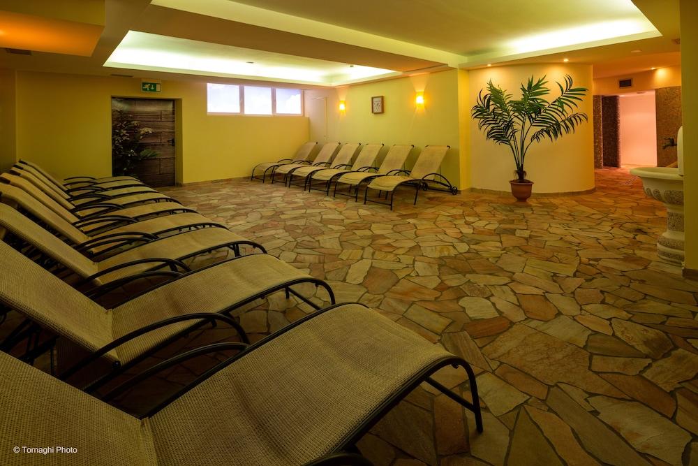 Hotel Alpen Andalo Zewnętrze zdjęcie